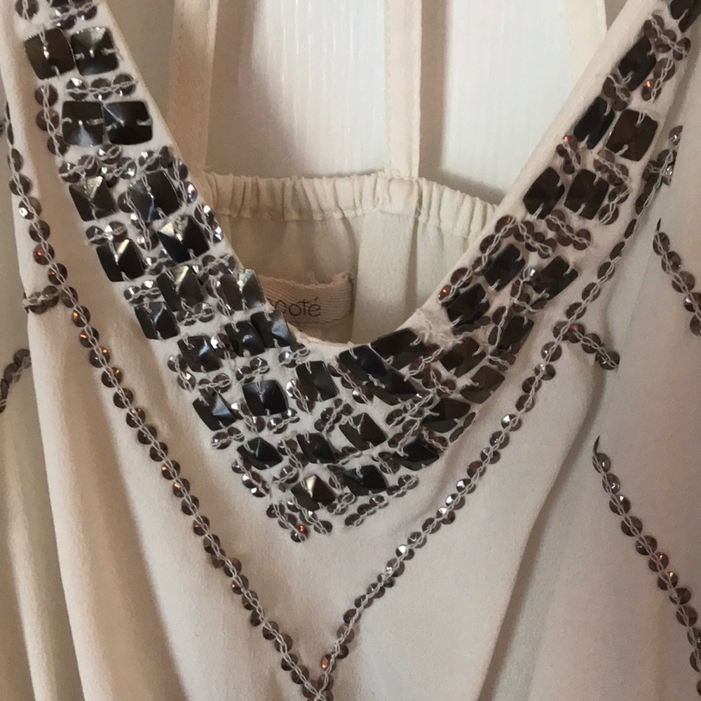 Dress - Picture 2 of 5